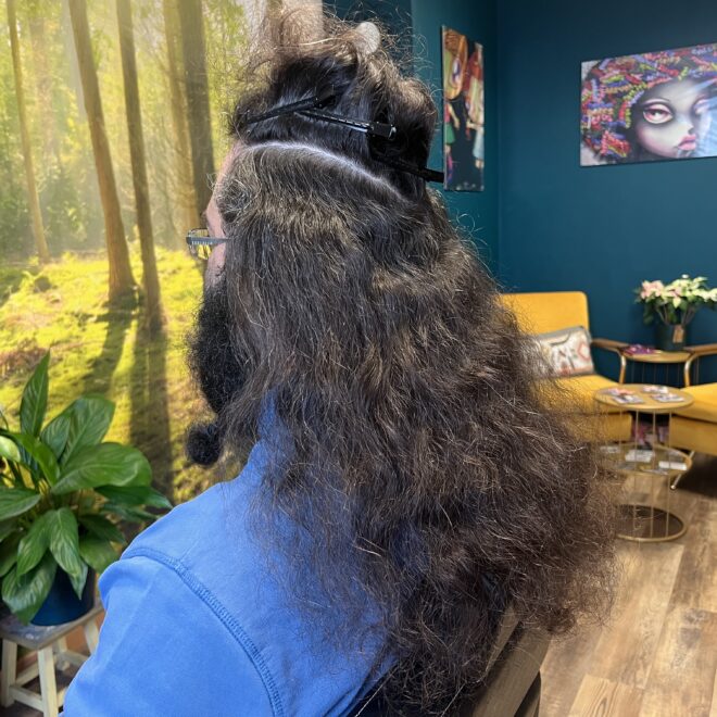 Coiffeur-dreadlocks-courts